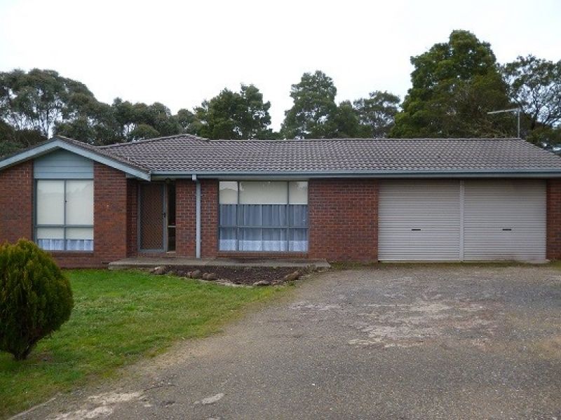 19 Wattletree Drive, Mount Helen Ballarat Real Estate Pty Ltd