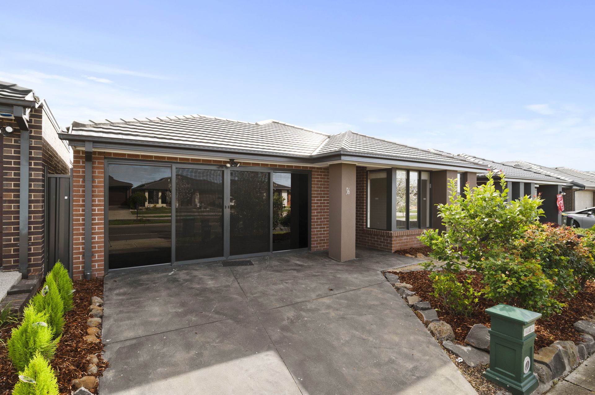 Spacious Family Home in Wollert – Available Now!