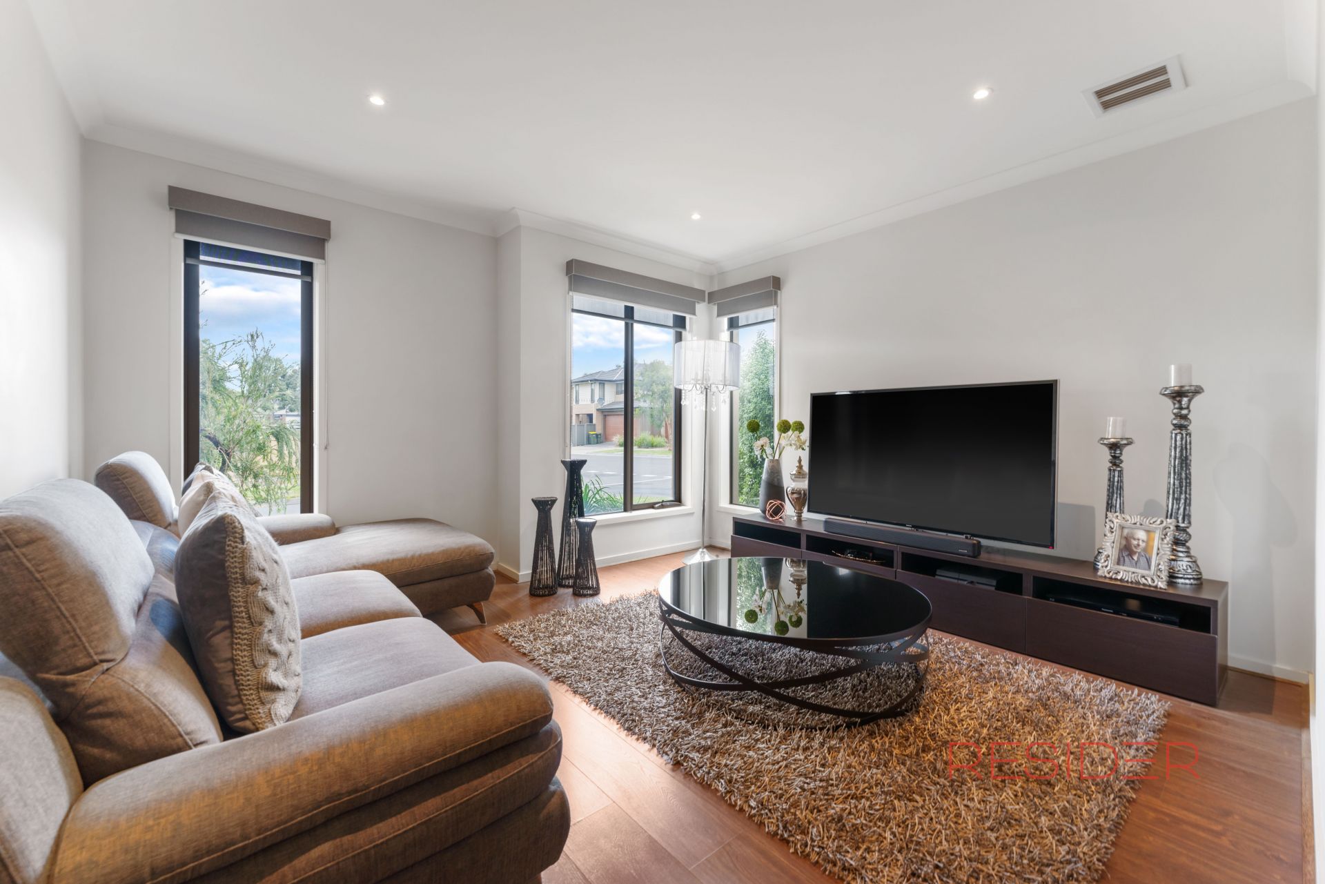 1 Cantona Parkway Mernda, 1 Cantona Parkway Mernda - Thumbnail 4