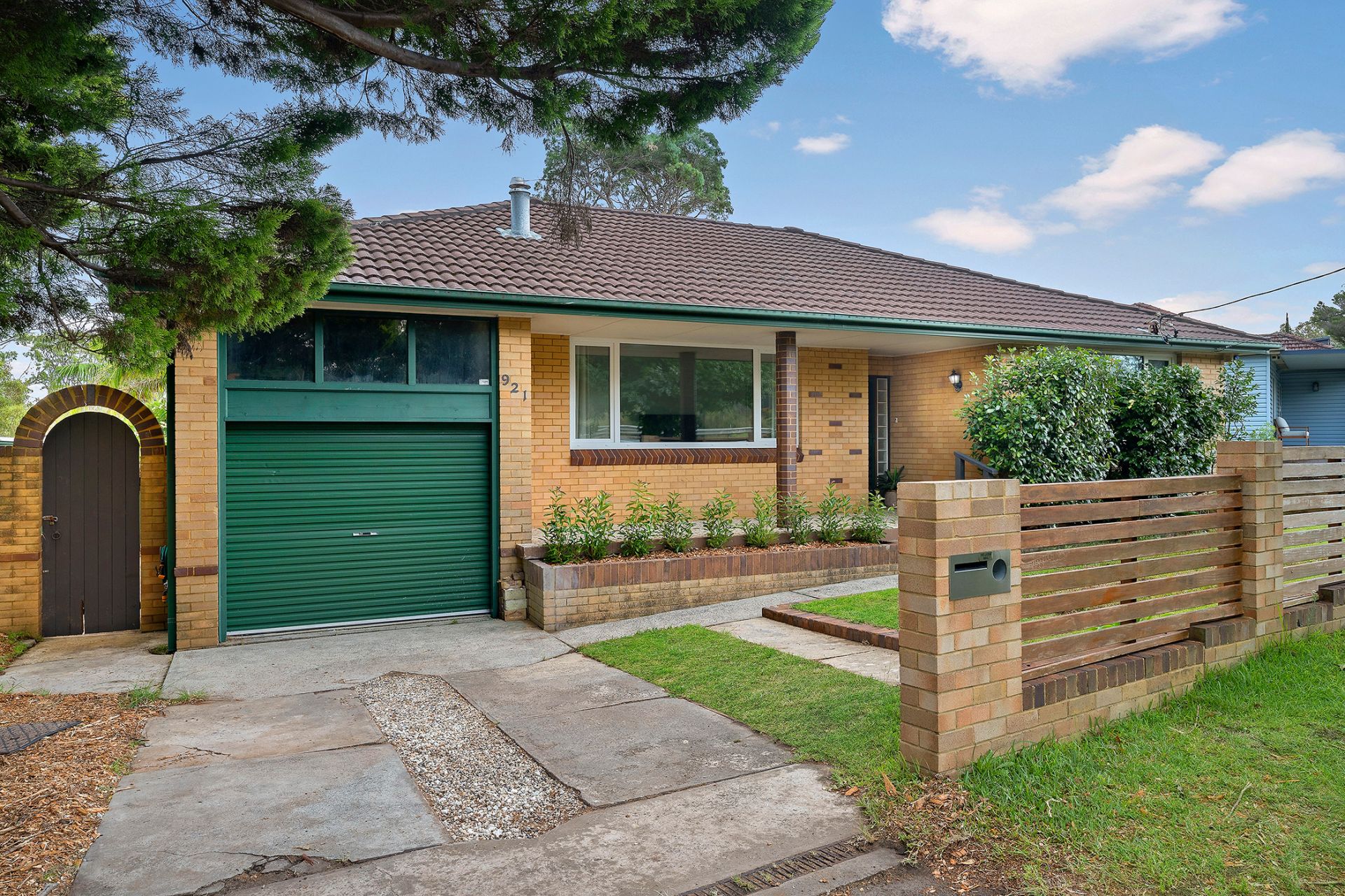 Real Estate For Sale 921 Princes Highway Engadine , NSW