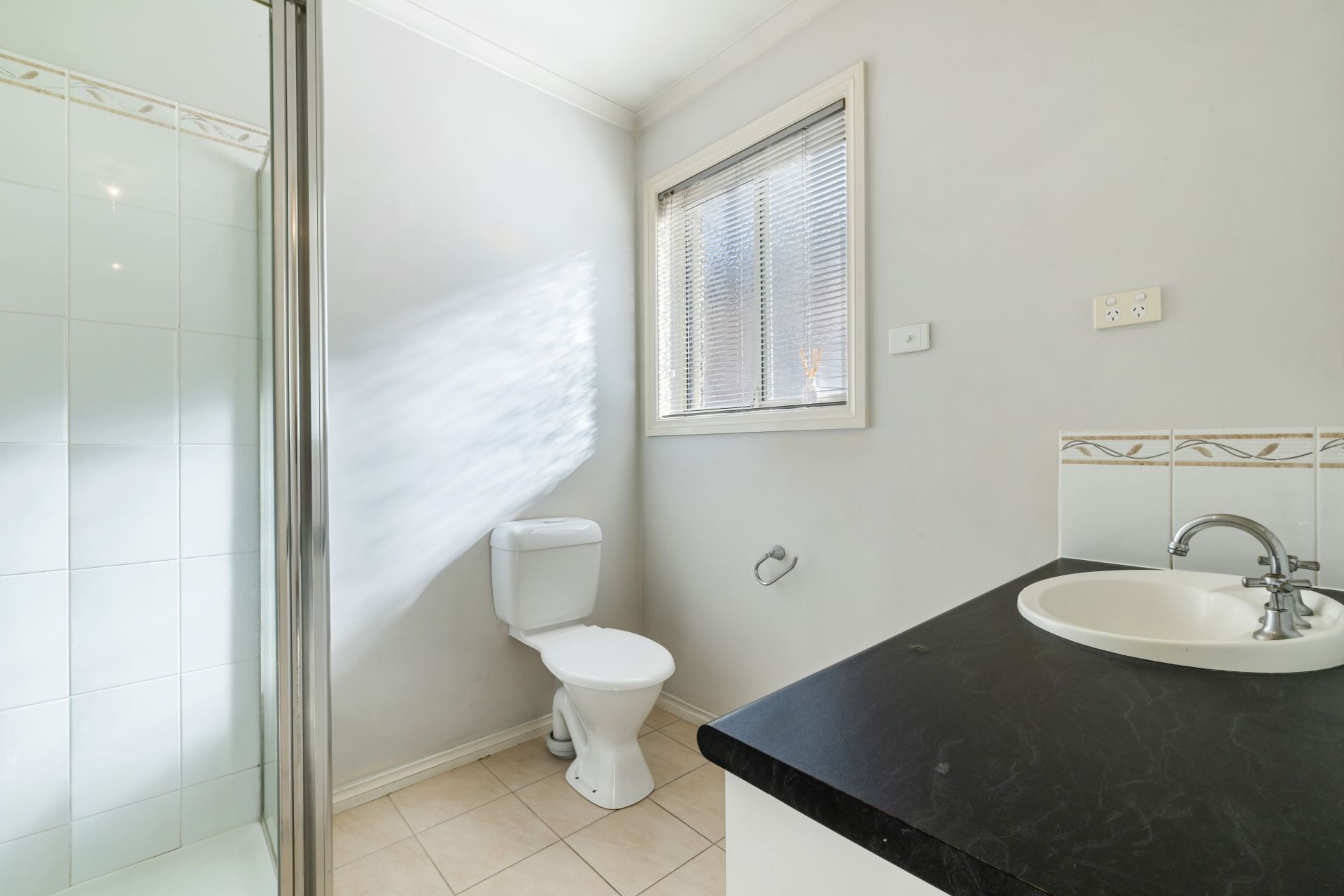 Spacious 4 Bedroom Family Home in Prime Court Location