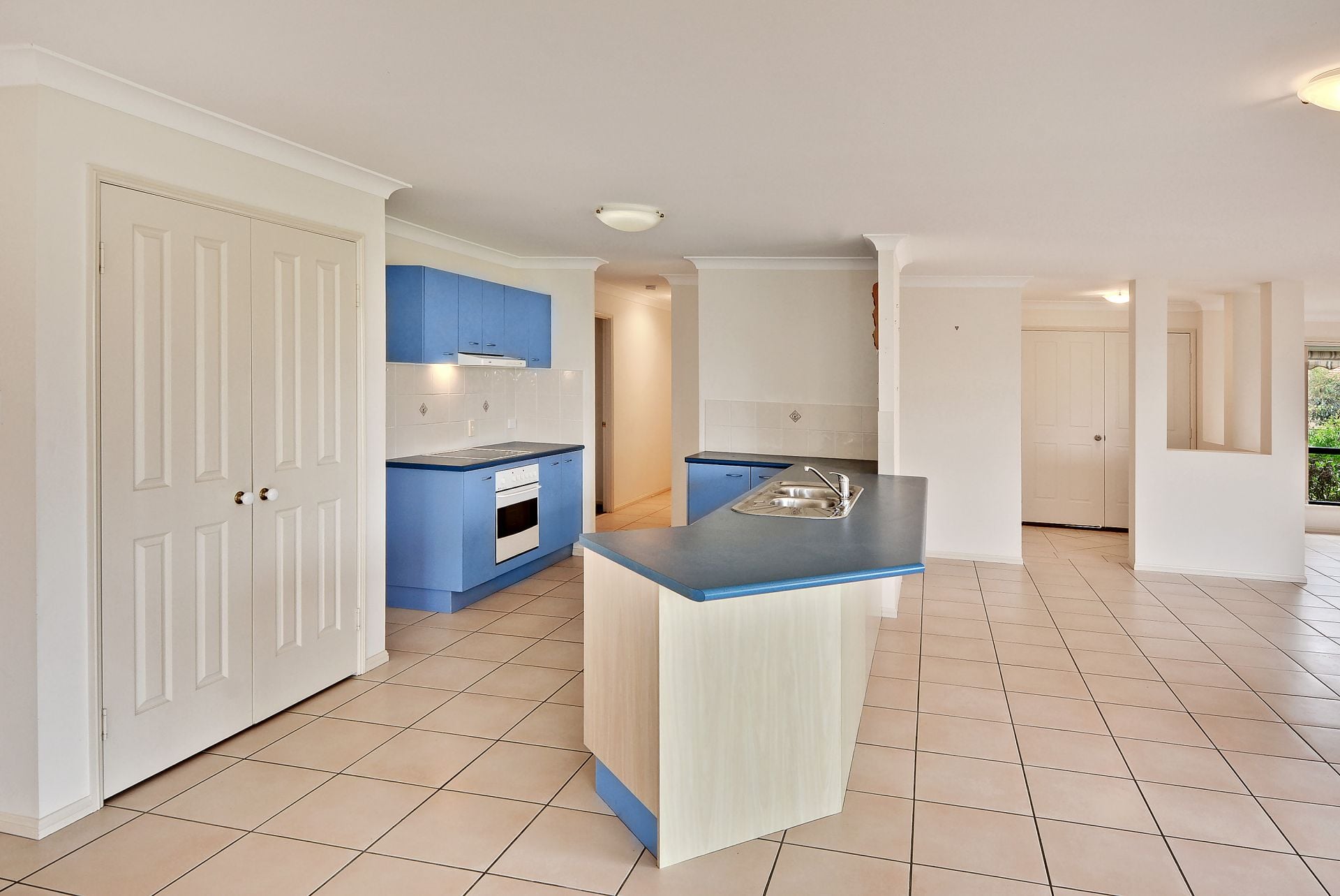 8 Carlisle Street Caloundra West QLD, Caloundra West - Thumbnail 4