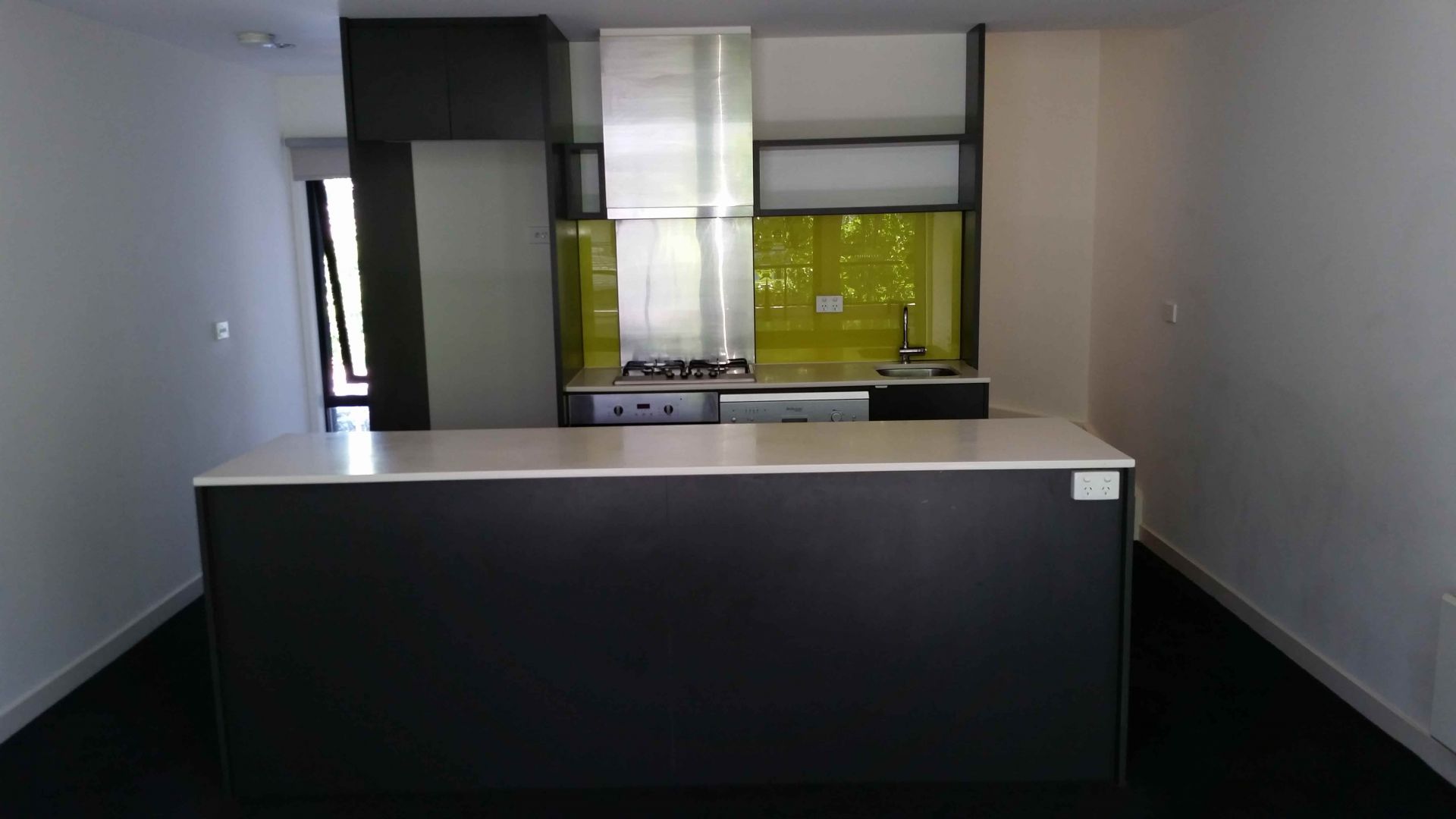 33 Cirque Drive, Footscray - Thumbnail 2