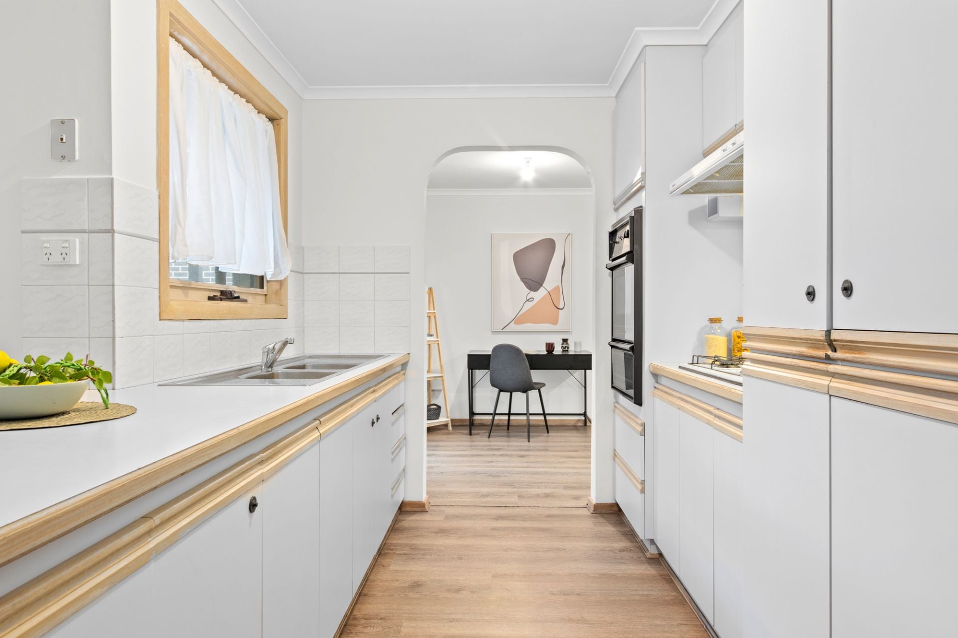 Chic and Modern Family Living Awaits!