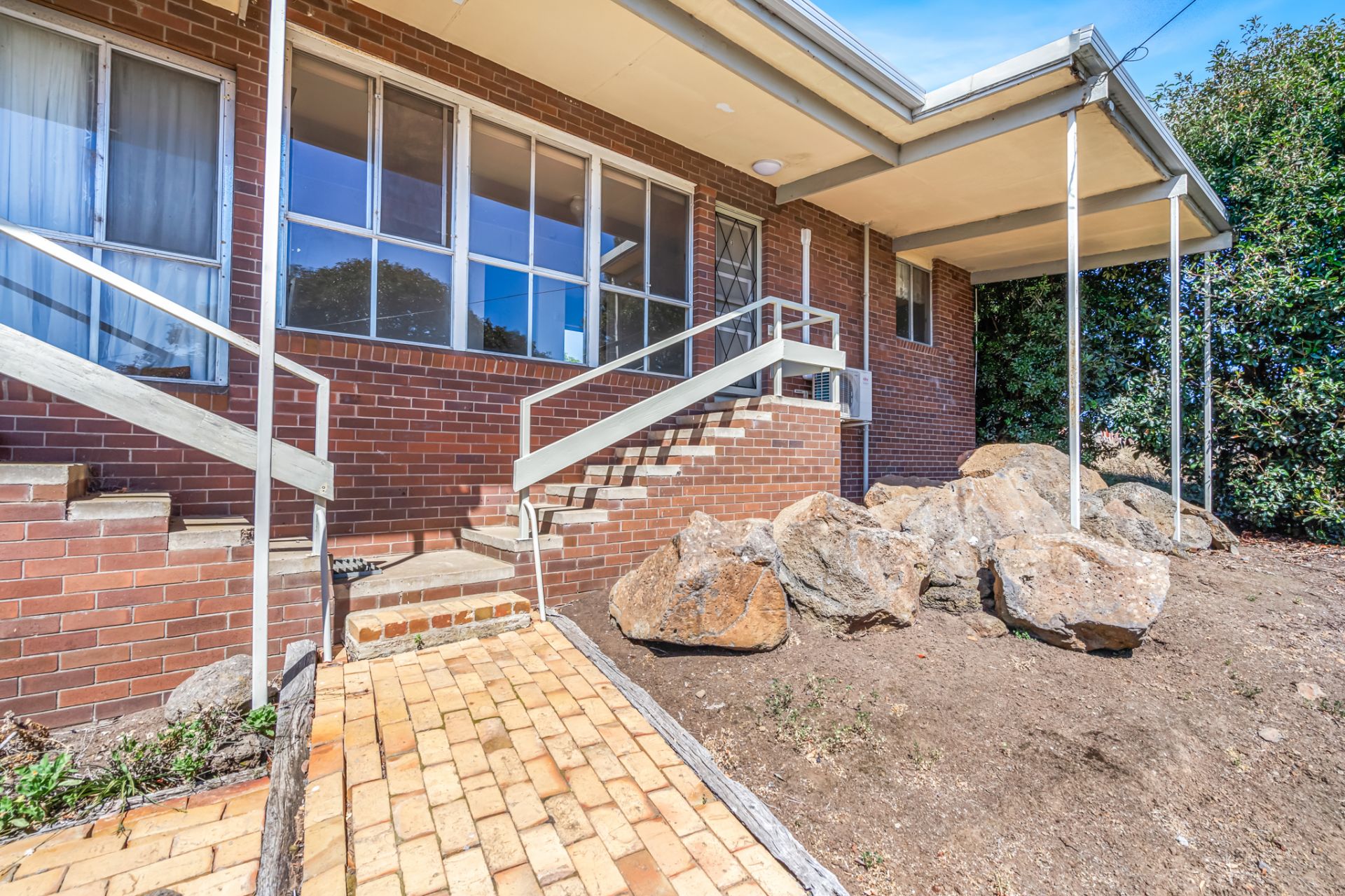 3/1A Errey Street, Camperdown Falk & Co