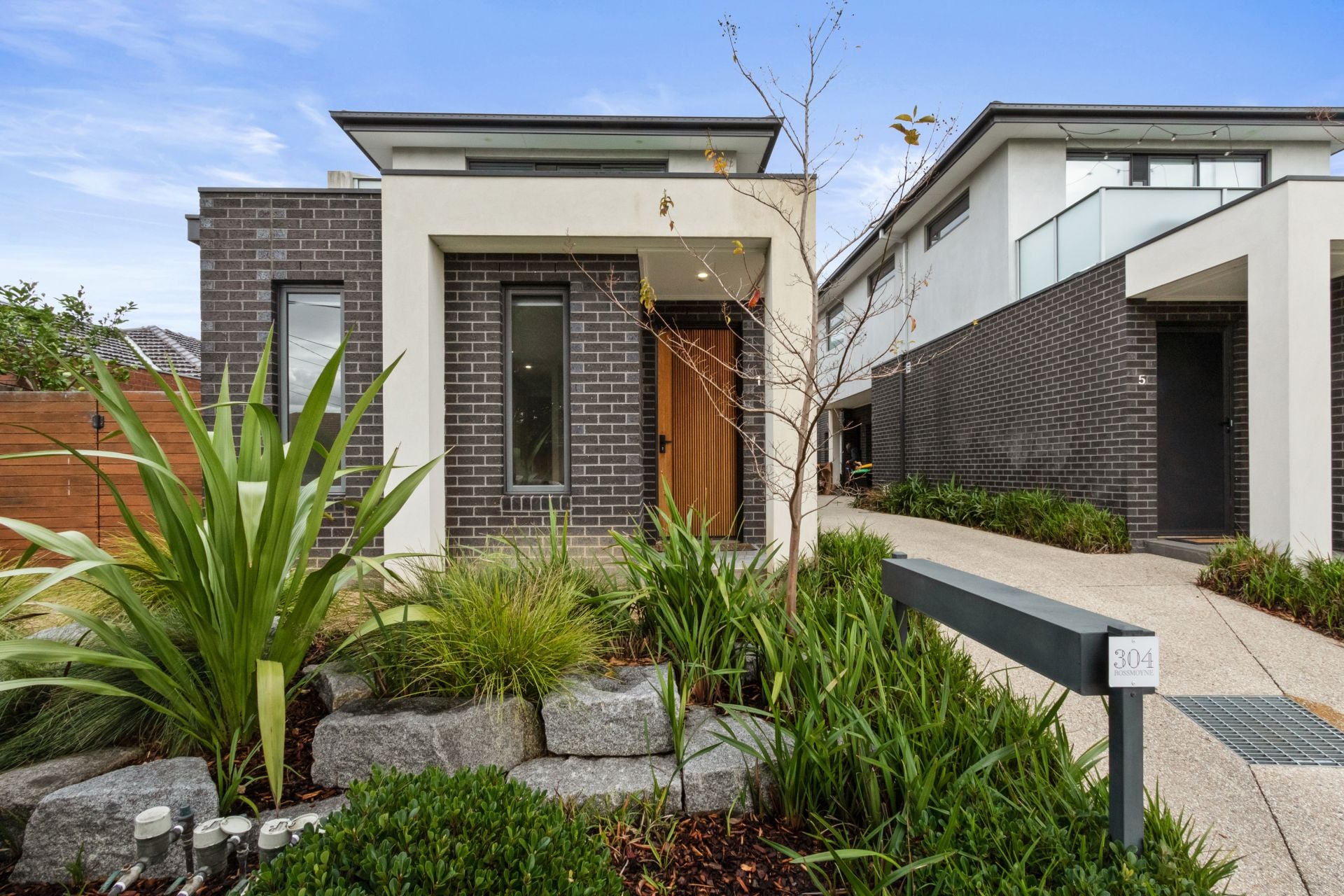 Stylish and Modern 2-Bedroom Unit