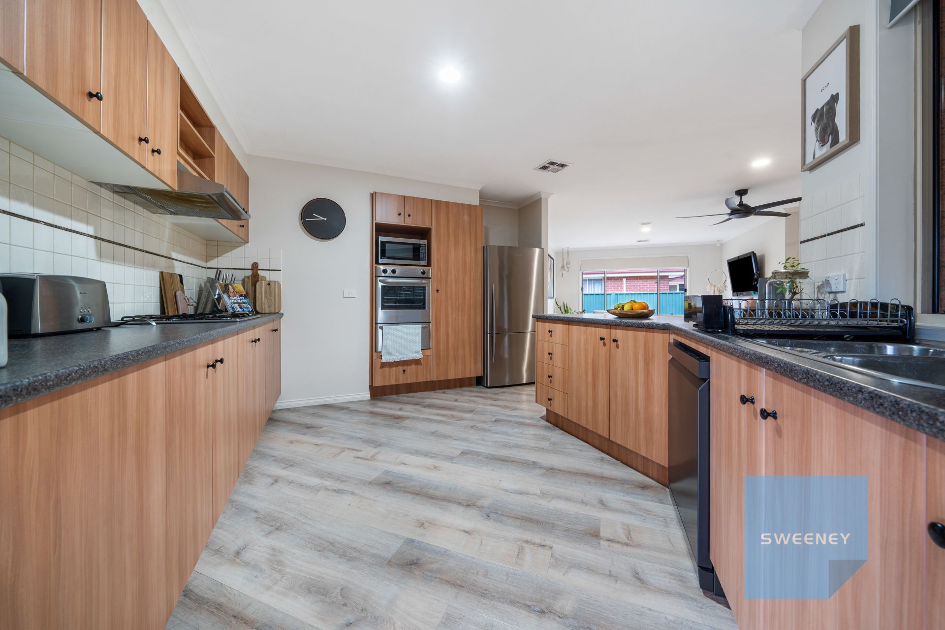 11 Fairweather Drive, Burnside - Thumbnail 4