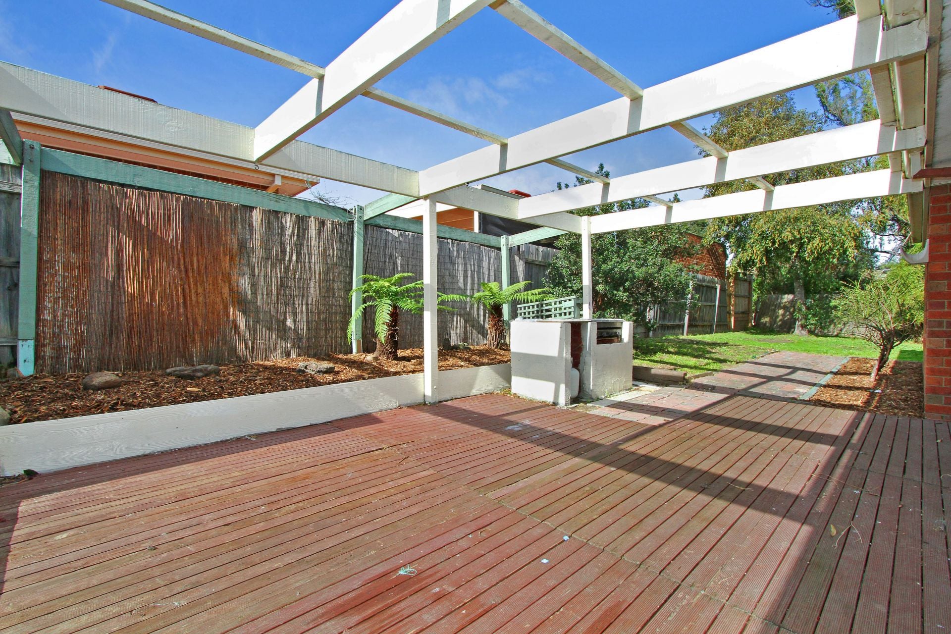 CONVENIENTLY LOCATED FAMILY HOME   *Insp Sat 28th Jan @ 10:50am*
