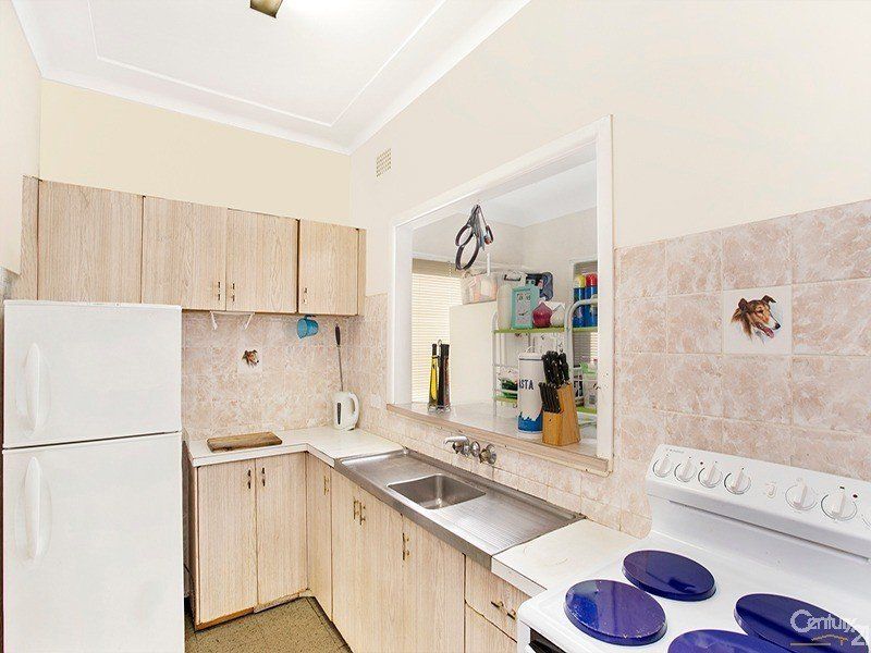 22 Orana Avenue, KIRRAWEE, Kirrawee - Thumbnail 3