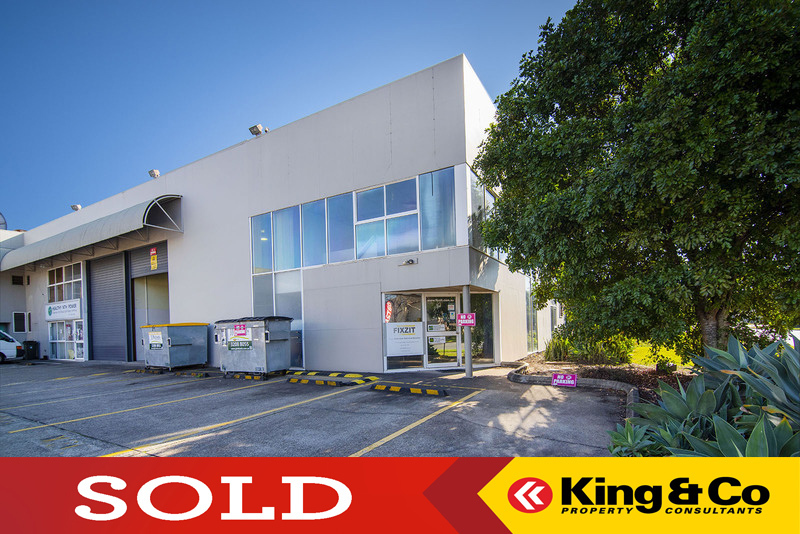 FRONT UNIT WITH EXPOSURE!!