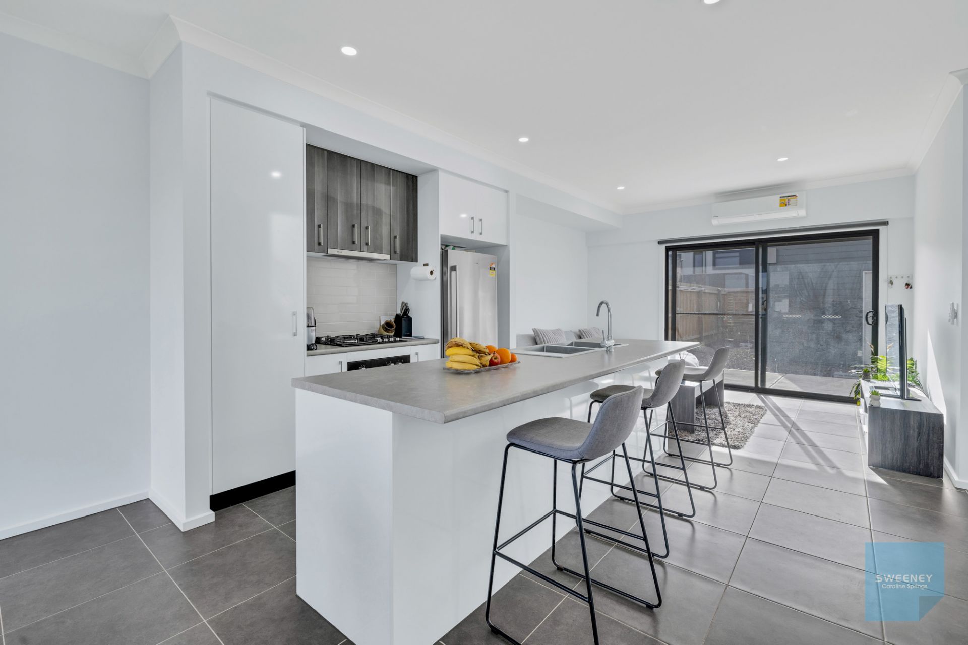81 Normanby Boulevard, Deanside - Thumbnail 3