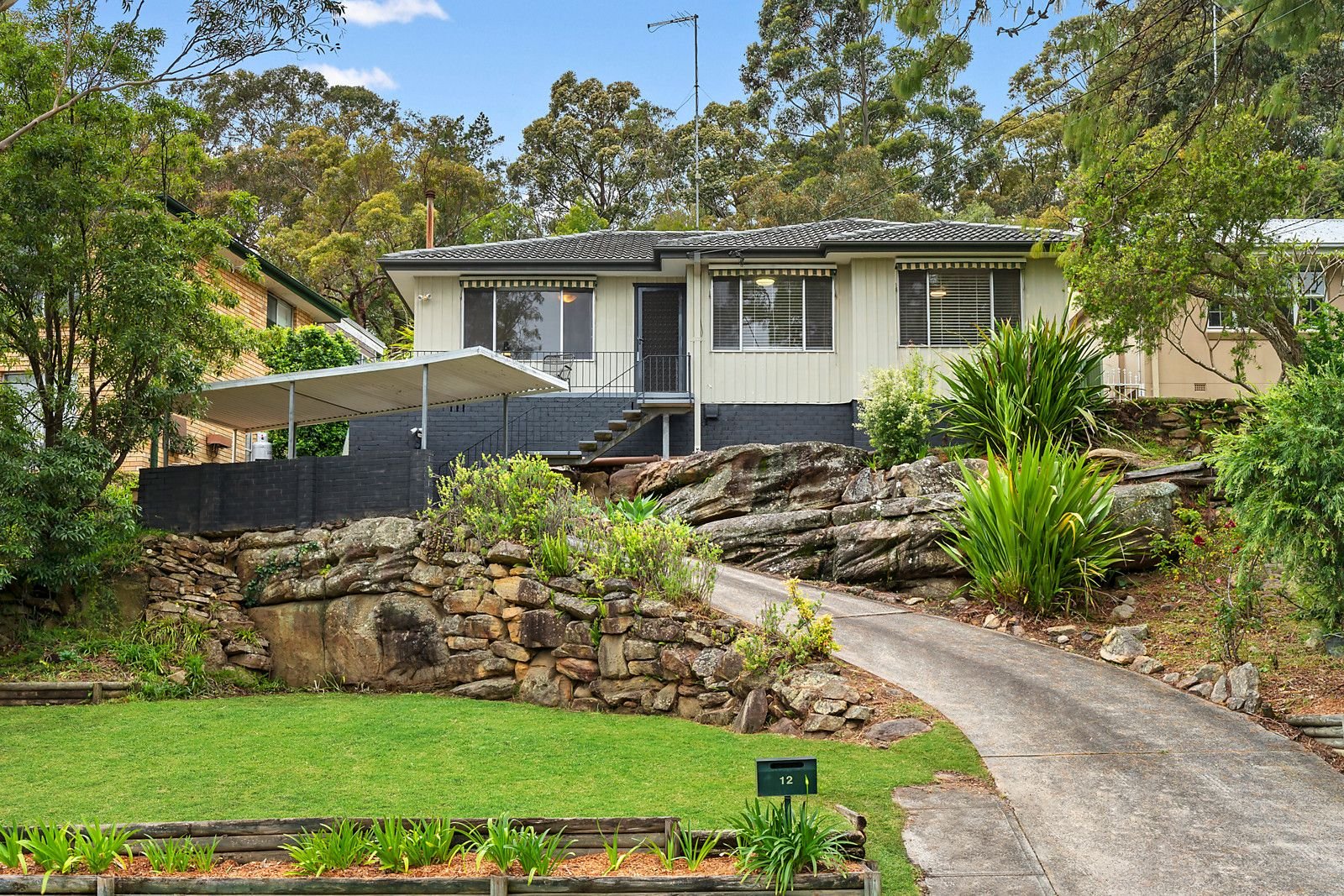 Real Estate For Sale 12 Dorset Road Heathcote , NSW