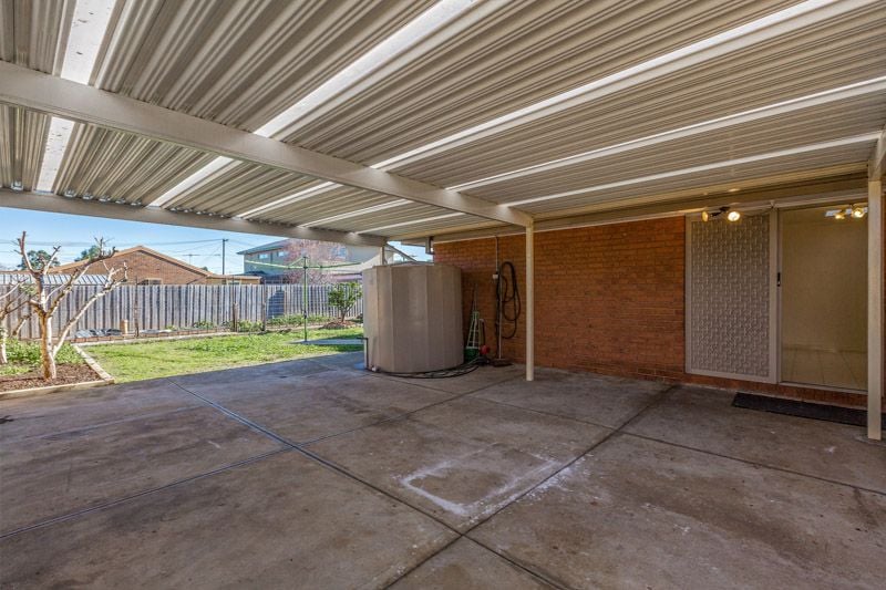 5 Mark Court, Seabrook - Thumbnail 5