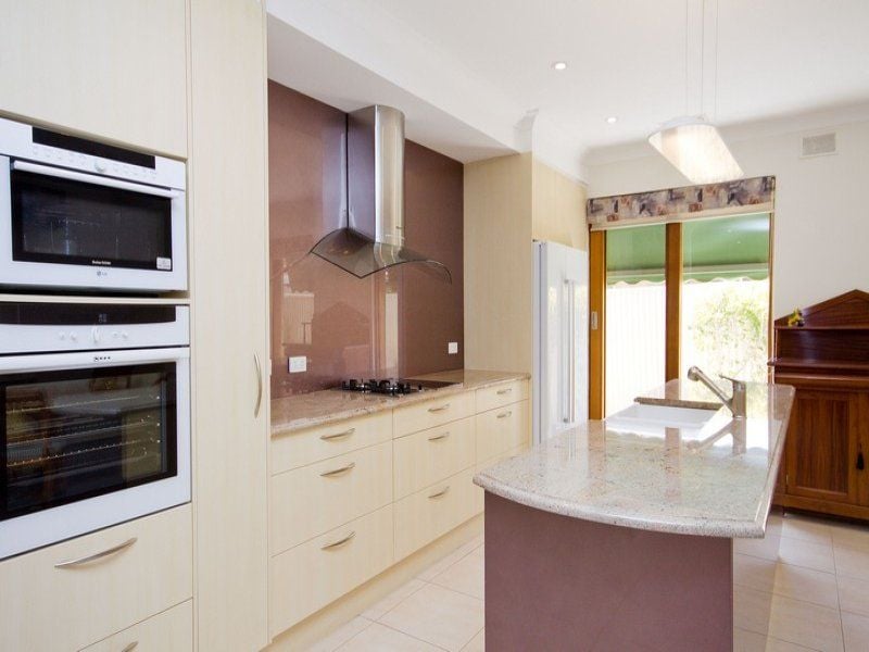 4/20 Dunbar Terrace Glenelg East 5045