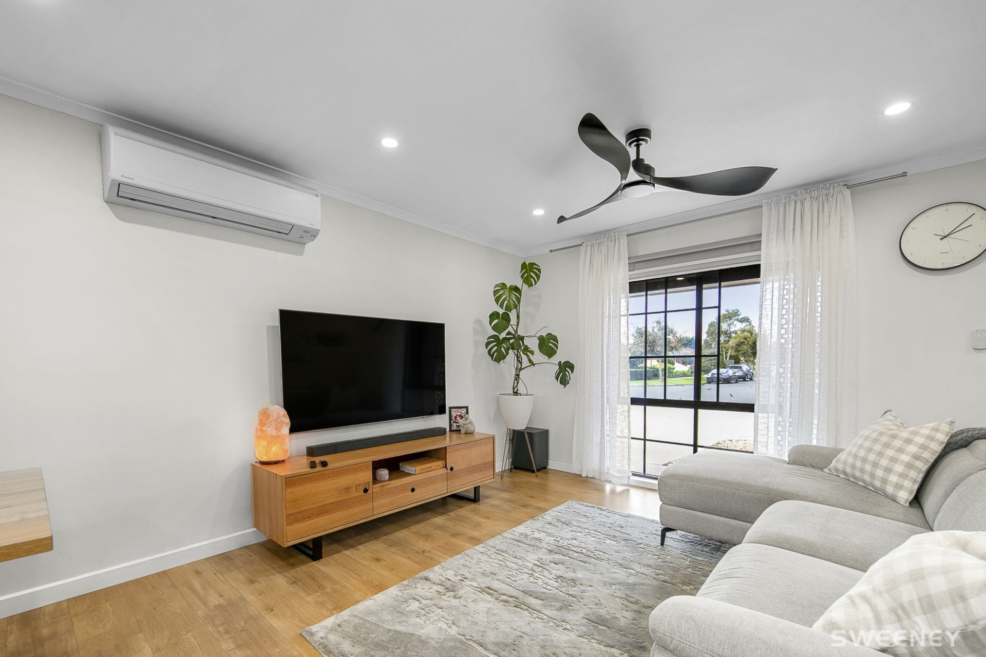 1/11 Thompson Court, Altona Meadows - Thumbnail 4
