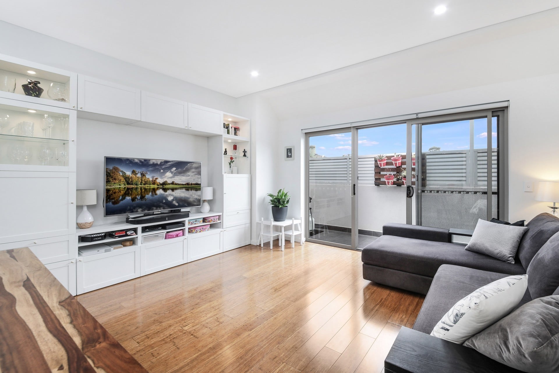 7/286 Unwins Bridge Road, SYDENHAM, Sydenham - Thumbnail 2