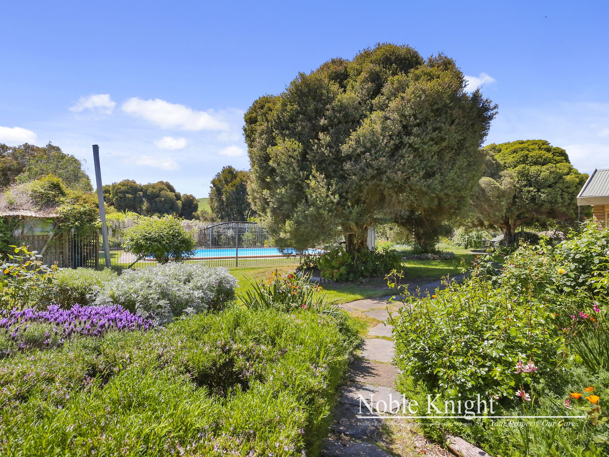 501 Larritts Lane Glenburn