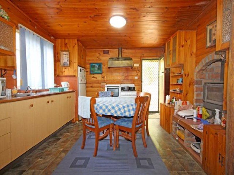 1901 Wheelbarrow Ridge Road, Lower Portland - Thumbnail 7
