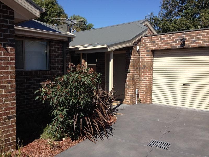3/118 Royal Parade, Reservoir