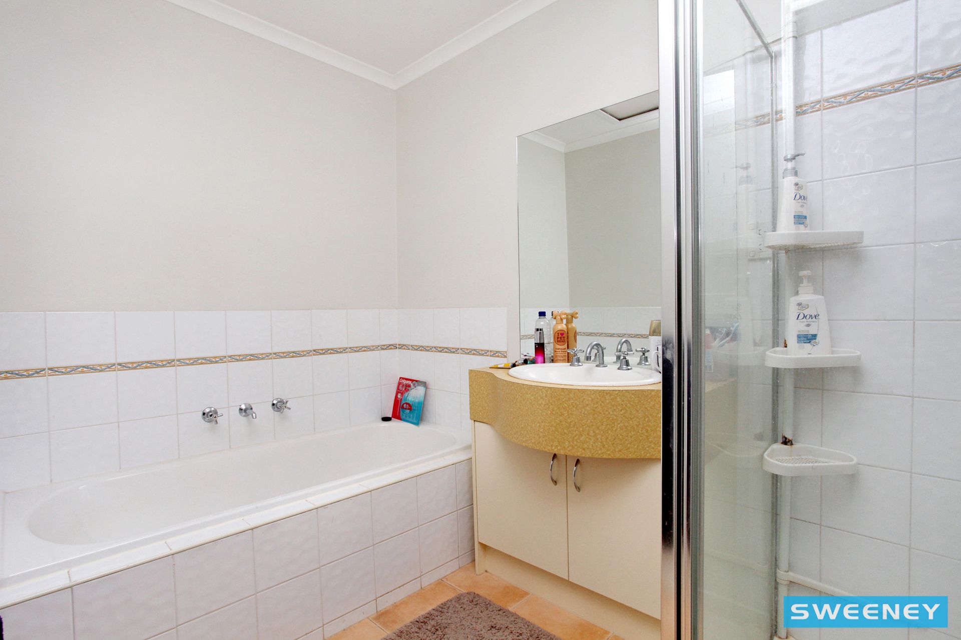 1/8 Sherdley Green, Caroline Springs - Thumbnail 6