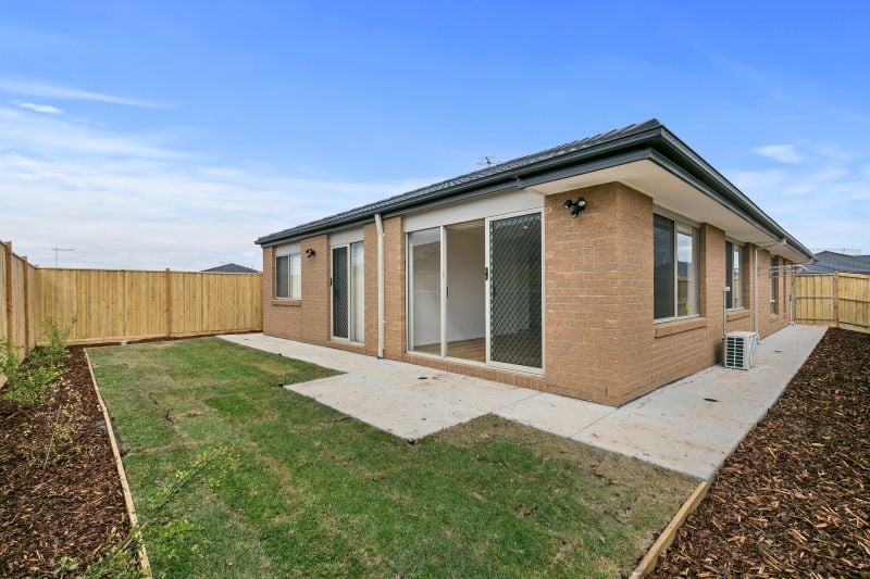8 Hubbard Street, Wyndham Vale
