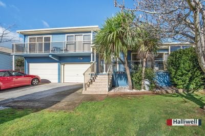 5
 
 
 
  
 
 
 2
 
 
 
  
 
 
 2
 
 
 
 
 
 
 
 3 Croft Avenue, Devonport TAS 7310, Devonport - Thumbnail 2
