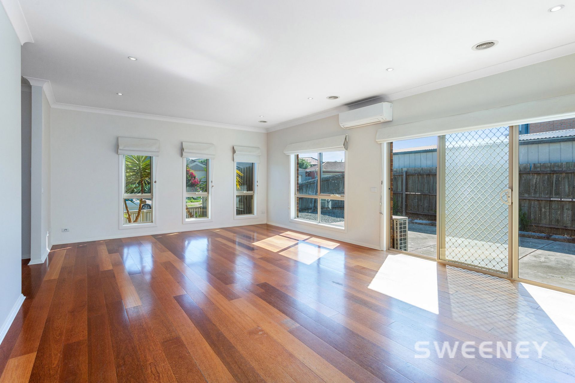 15 Hopetoun Court, Altona Meadows - Thumbnail 4