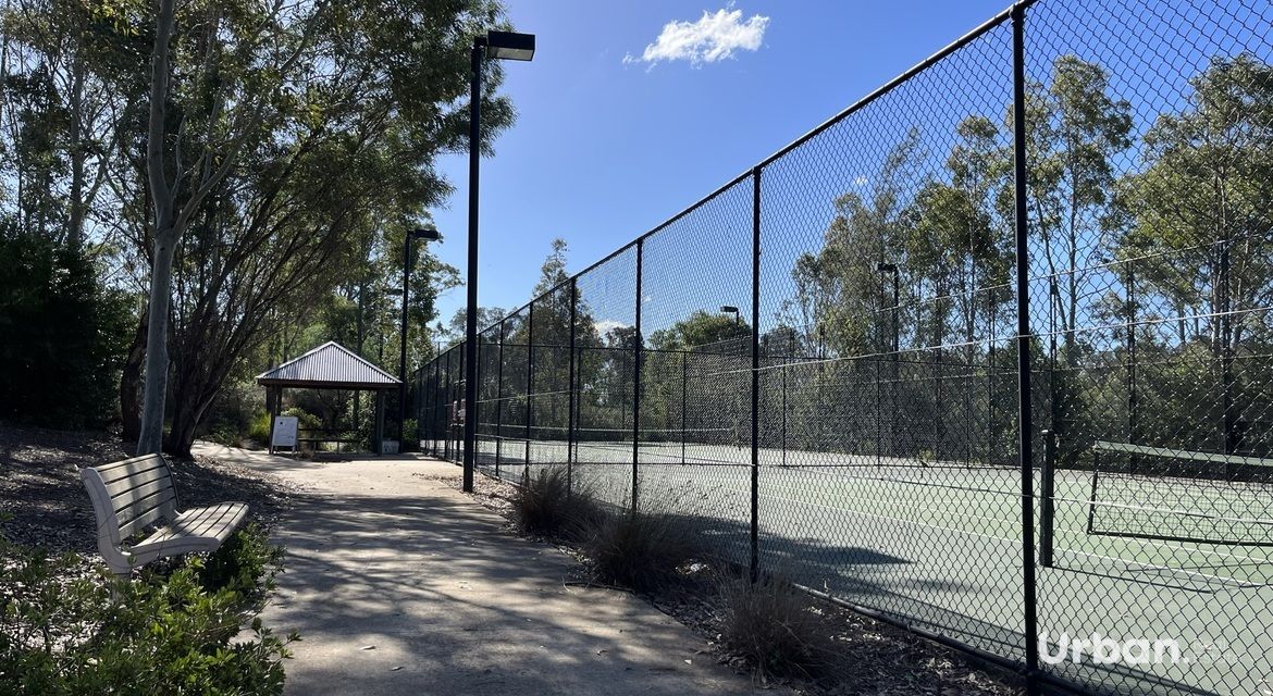 Colebee 44 Coronato Parade