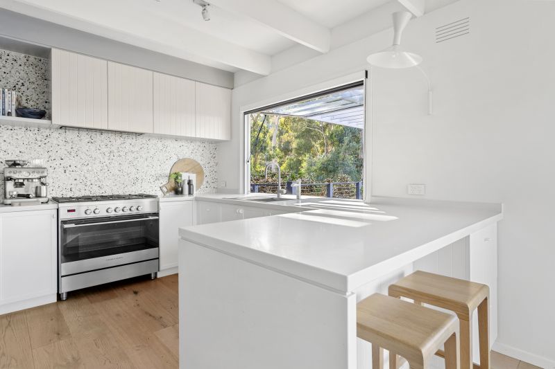 15 Fernleigh Terrace Lorne VIC, Lorne - Thumbnail 4