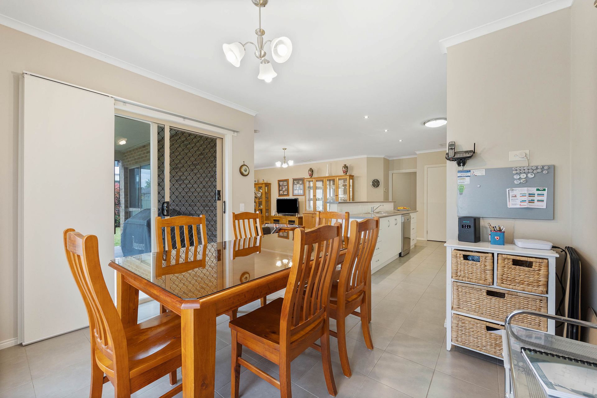 19 Malahide Drive Miners Rest VIC, Miners Rest - Thumbnail 6