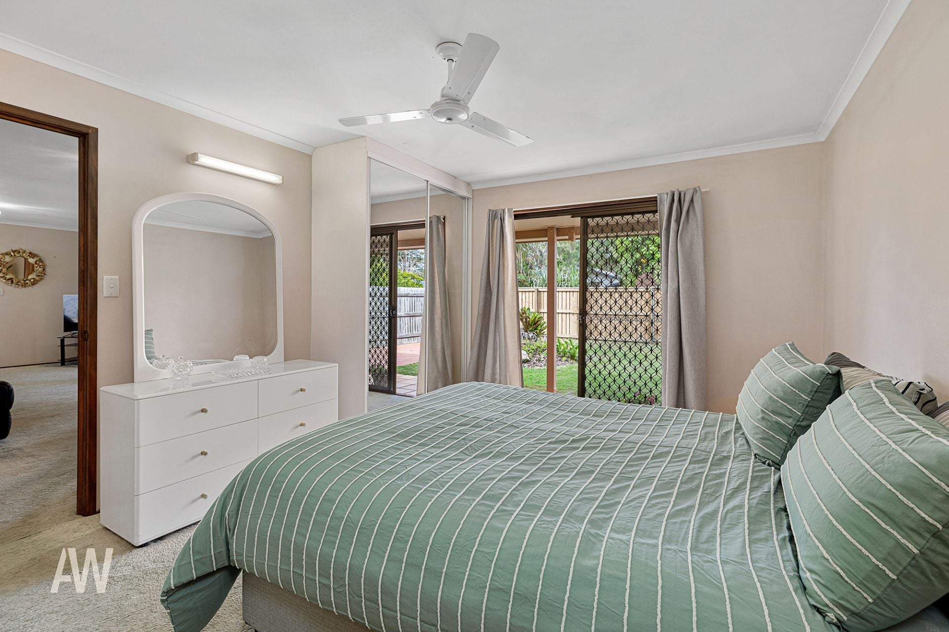 16 Wollomia Way Sunrise Beach QLD, Sunrise Beach - Thumbnail 8