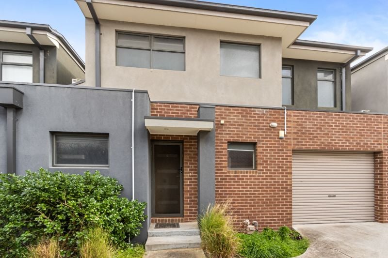 7/3 Broughton Avenue, Reservoir