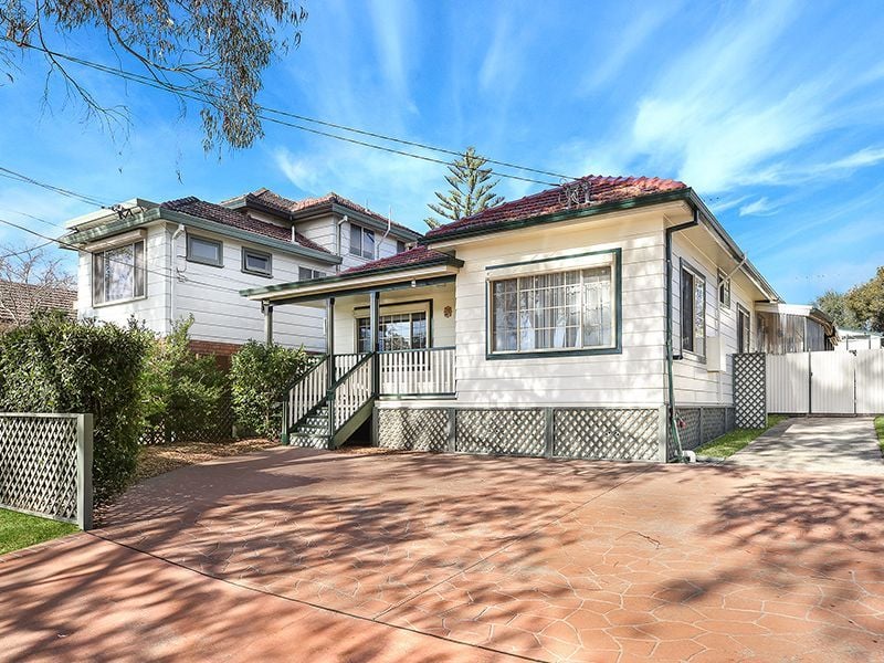Real Estate For Sale 36 National Avenue Loftus , NSW
