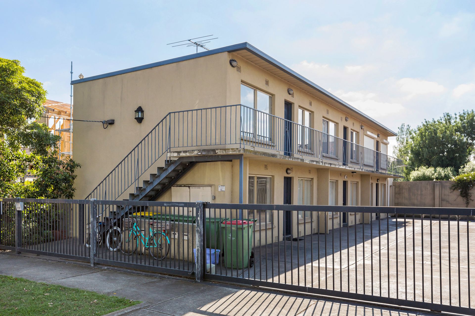 1/7 Jepson Street, Yarraville - Thumbnail 2