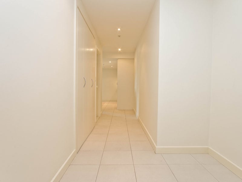 305/19 Holdfast Promenade Glenelg 5045