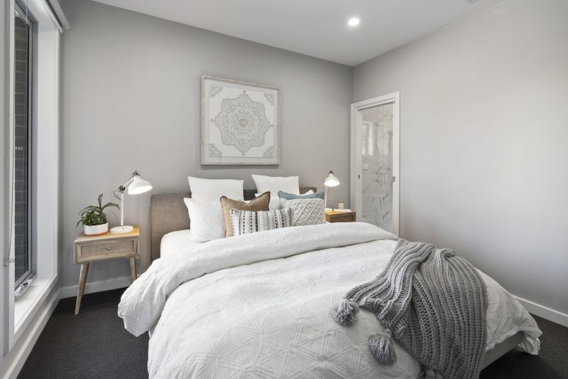 4/12 Stapley Crescent, Altona North - Thumbnail 4