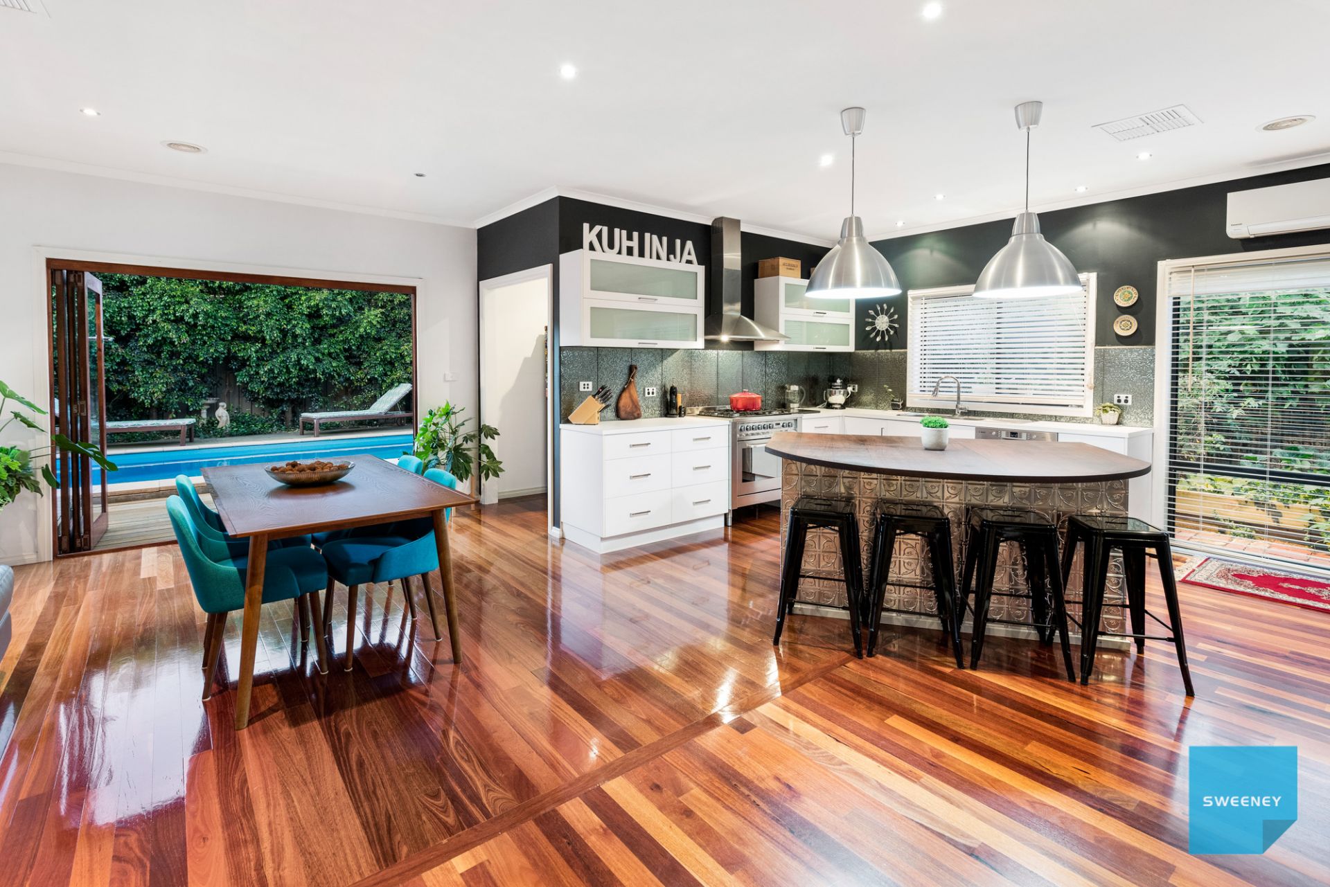 4 Hascombe Drive, Caroline Springs - Thumbnail 6