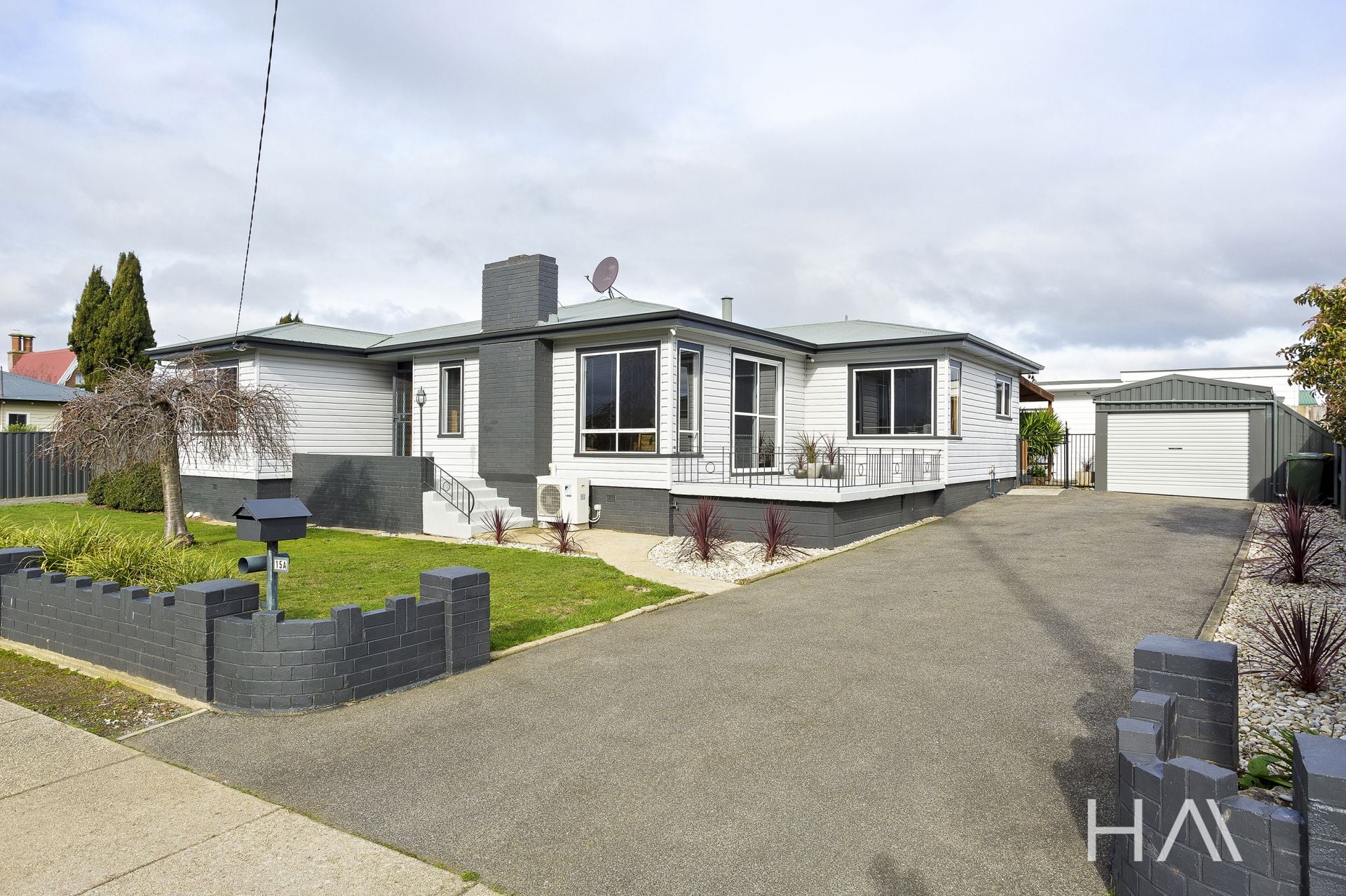 15A Frederick Street Perth, Perth - Thumbnail 2