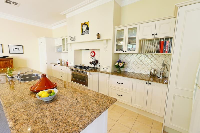 76 Gladstone Road Leura 2780