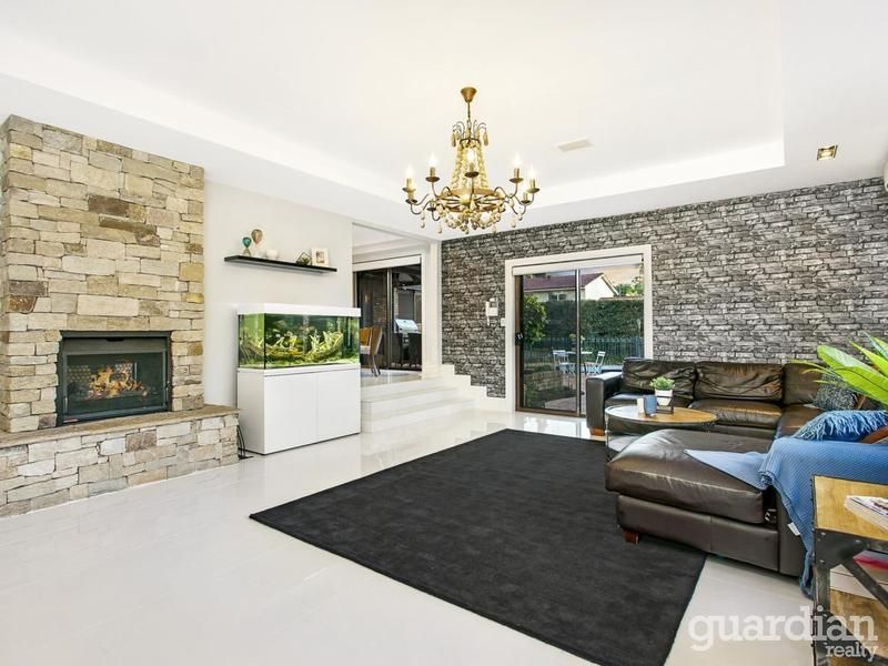 34 Belvedere Avenue CASTLE HILL NSW, Castle Hill - Thumbnail 4