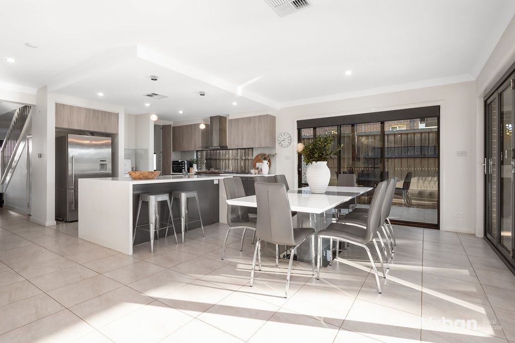 Colebee 40 Medallist Parade