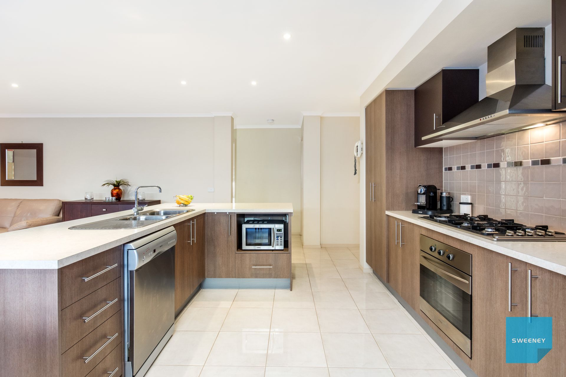 7 Bunyip Walk, Caroline Springs - Thumbnail 4