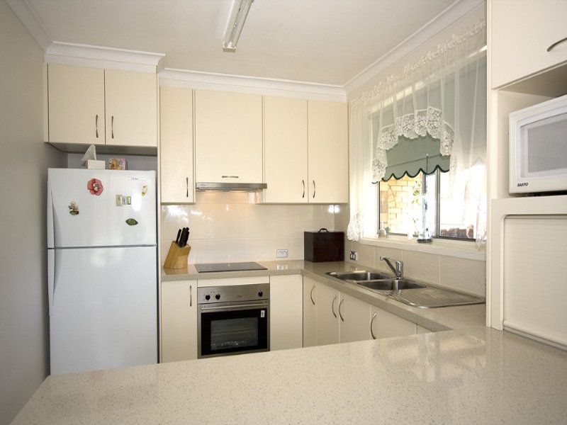 60 Kambalda Crescent, Fisher - Thumbnail 8