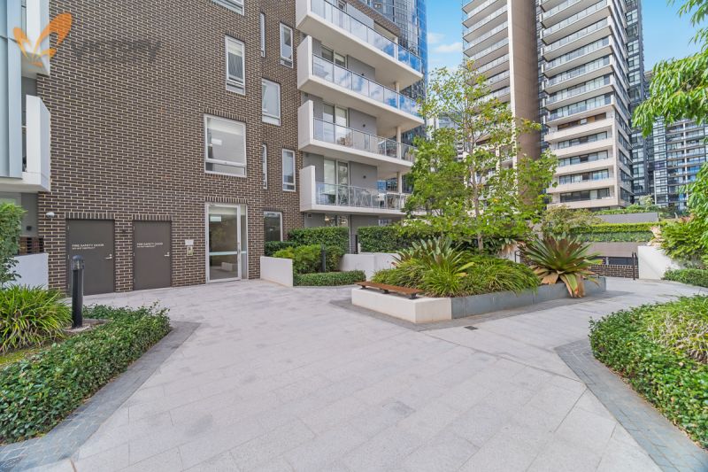 D226/2 Half Street, Wentworth Point Victory Lease