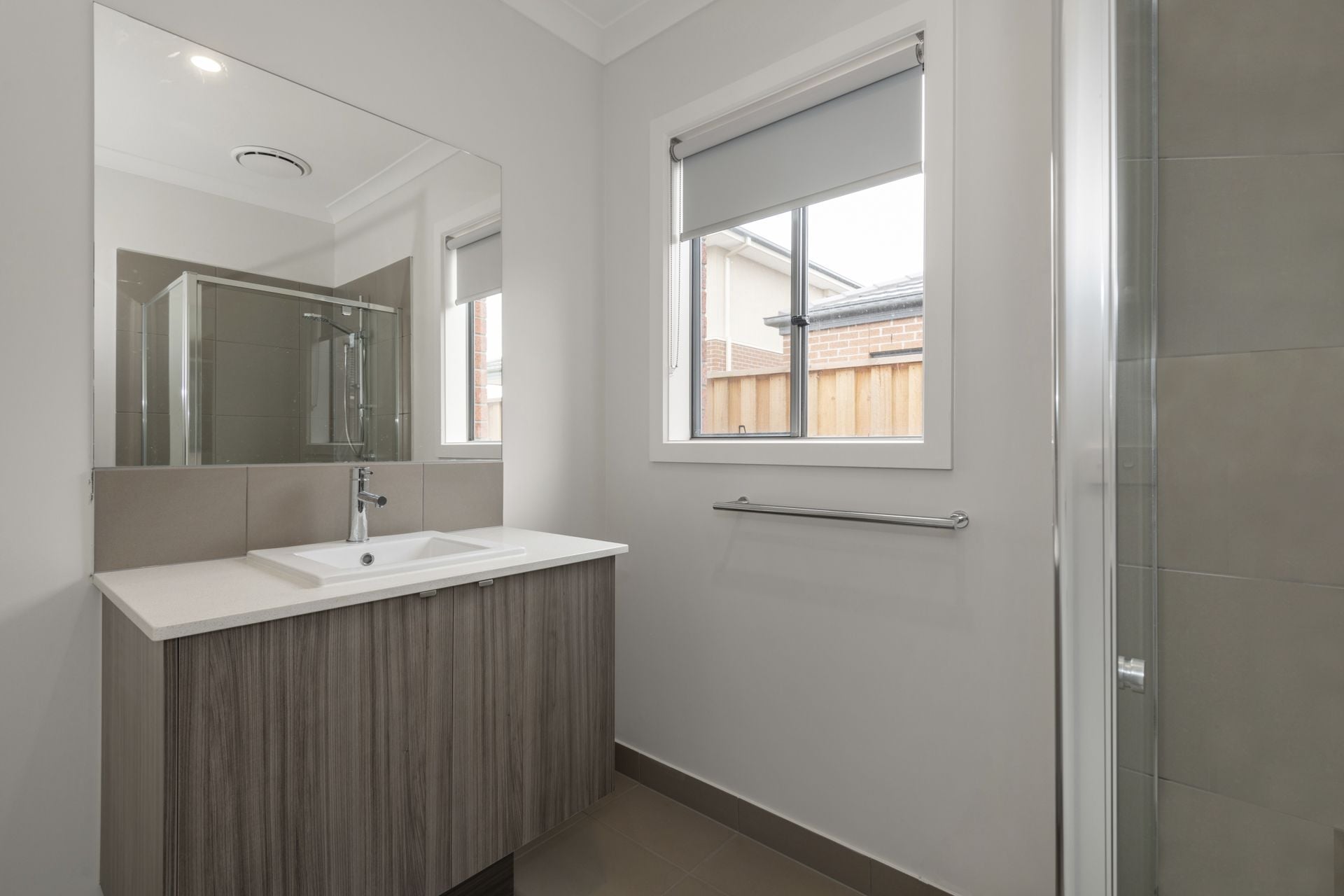 WALKING DISTANCE TO AURORA VILLAGE & HARVEST HOME PRIMARY SCHOOL