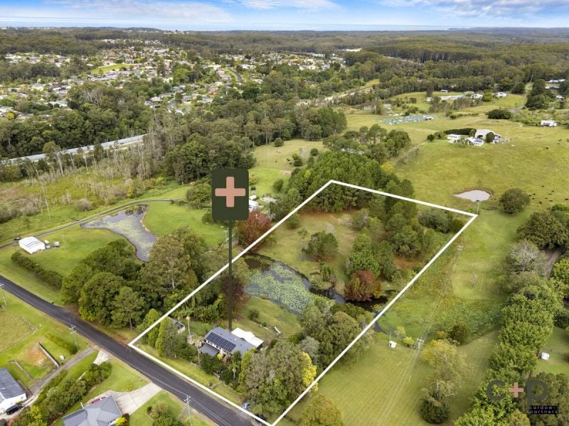 A Private Rural Oasis with Endless Lifestyle Appeal