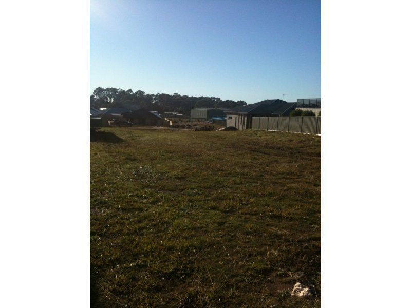 40 McCall Terrace, DEVONPORT, Devonport - Thumbnail 3