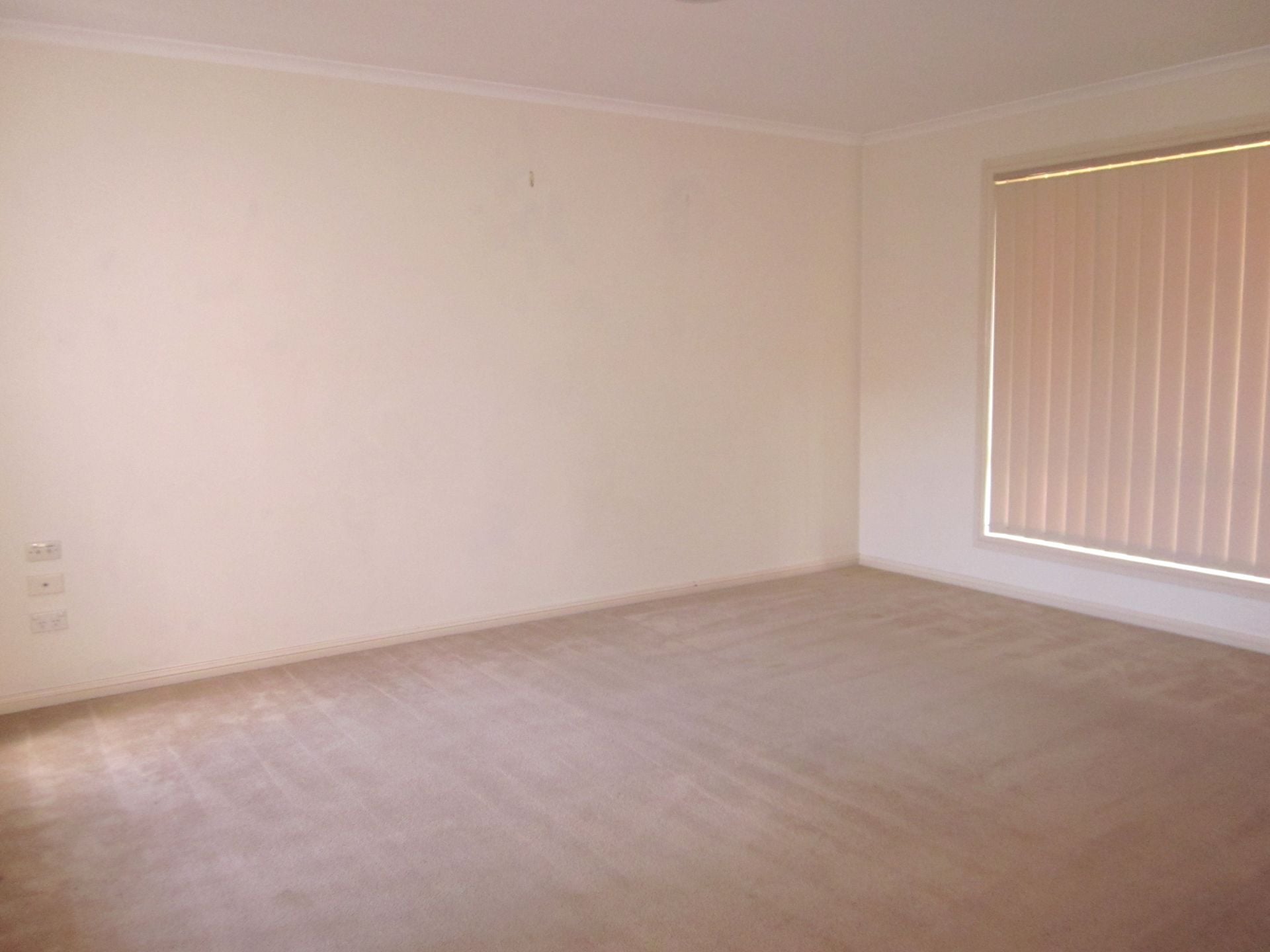 LOCATION, LOCATION, LOCATION!!!   *Insp Sat 24th Nov @ 12:00pm*