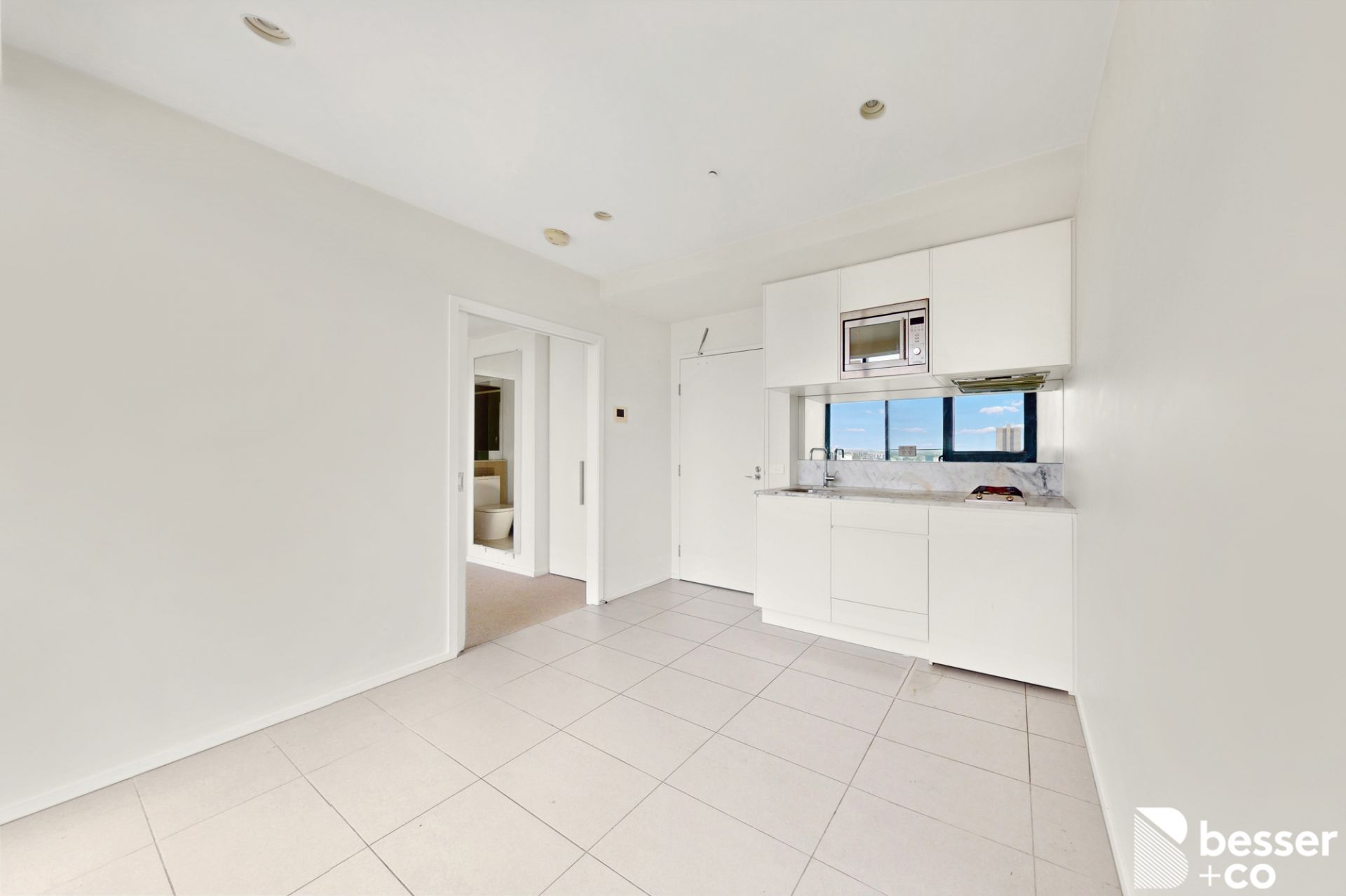 1401/52 Park Street, South Melbourne - Thumbnail 2