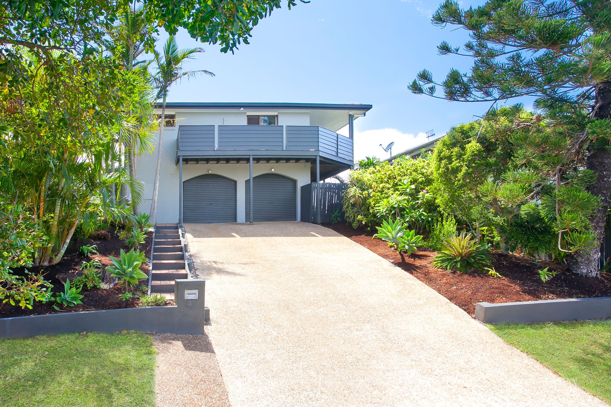 Real Estate For Sale 4 Woodlark Rise Sunrise Beach , QLD